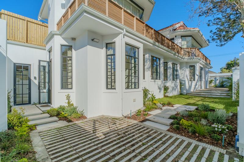 5 Bedroom Property for Sale in Newlands Western Cape